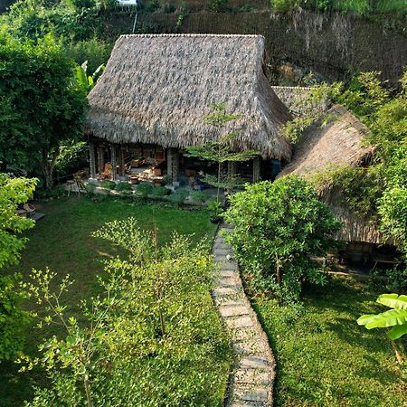 Dinh Gia Trang - Homestay & Coffee The Ruong Kültér fotó